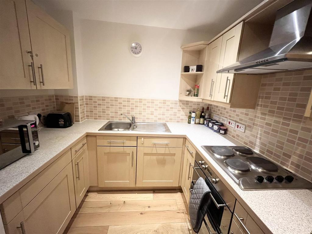 Mill Green, Congleton 1 bed flat to rent £595 pcm (£137 pw)