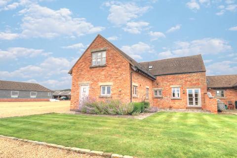 3 bedroom barn conversion to rent, Near Tysoe, Kineton