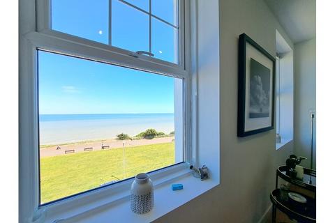 2 bedroom flat for sale, 4 Lewis Crescent, Margate, CT9