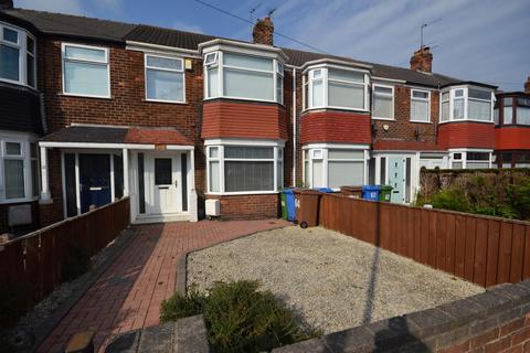 3 bedroom terraced house to rent, Belvedere Road, Hull HU13