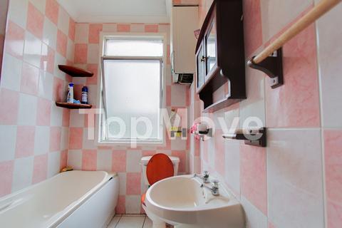 House share to rent, Silverleigh Road, Thornton Heath, CR7
