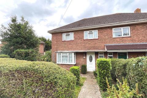 3 bedroom semi-detached house for sale, Meadow Road, East Cowes