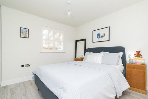 2 bedroom flat for sale, Victoria Parade, Broadstairs, CT10