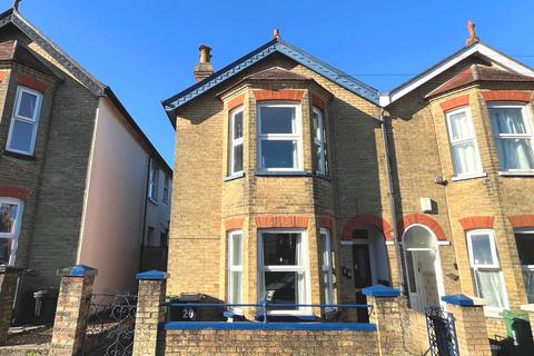 3 bedroom semi-detached house for sale, Yarborough Road, East Cowes