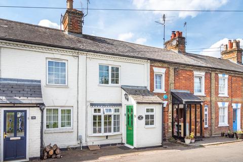 2 bedroom terraced house for sale, Tring Road, Wilstone