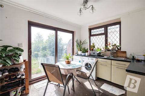 5 Crow Lane, Romford, RM7 0EL