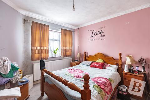 5 Crow Lane, Romford, RM7 0EL