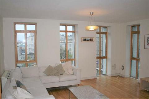 2 bedroom apartment to rent, St. James Barton, Bristol BS1