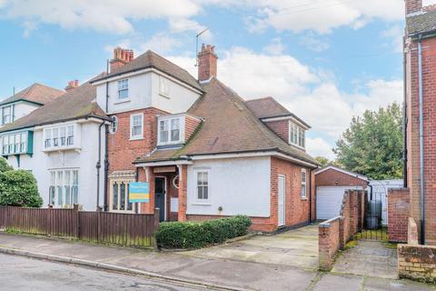 Station Road, Lowestoft