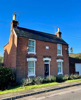 3 bedroom detached house for sale, London Road, Dunkirk, ME13