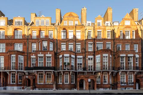 2 bedroom apartment for sale, Pont Street, Knightsbridge, London SW1X