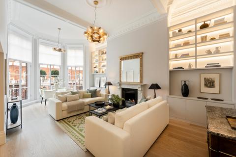 2 bedroom flat for sale, Pont Street, London SW1X