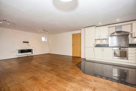 10 Carmichael Avenue, Greenhithe, DA9 9TD