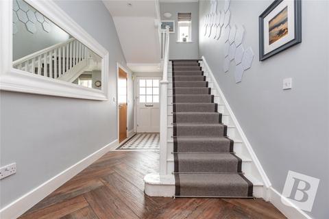 21 Kensington Way, Brentwood, CM14 4RL
