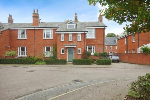 21 Kensington Way, Brentwood, CM14 4RL