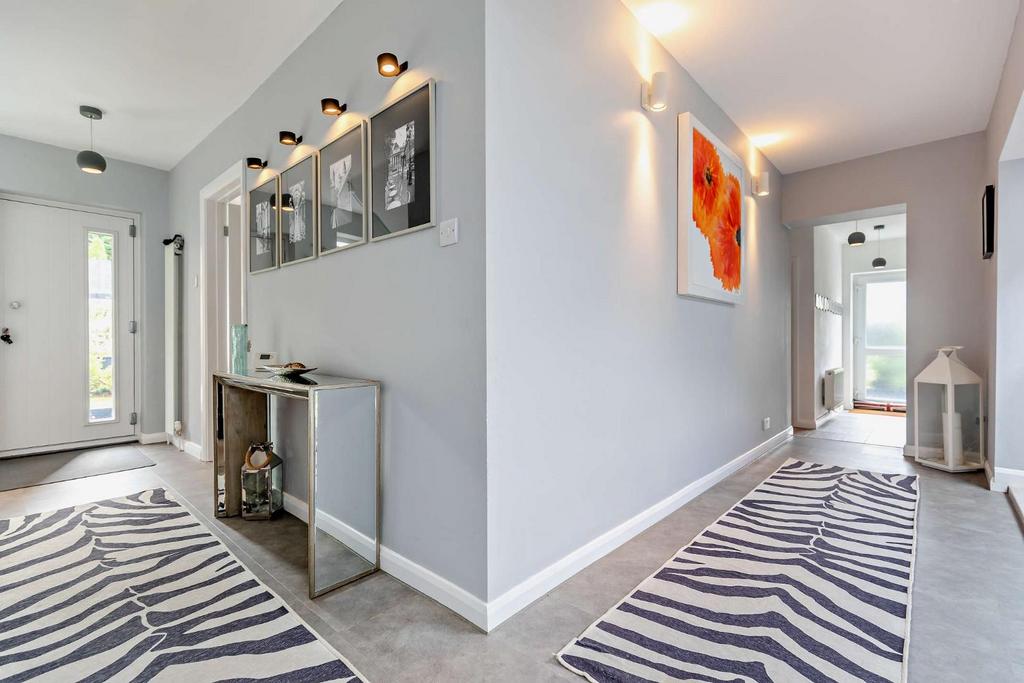 8619386-interior16-800.jpg