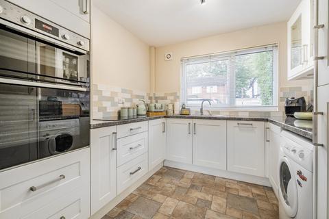 8 Castle Street, Fleet, GU52 7ST
