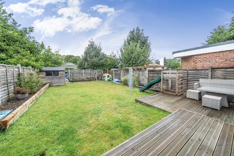 8 Castle Street, Fleet, GU52 7ST