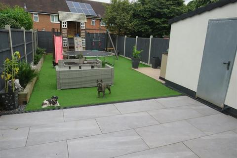 200 Brownfield Road, Birmingham, B34 7DY