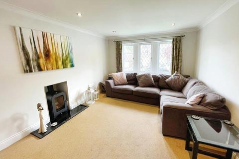 4 bedroom detached house for sale, Spencers Way, Harrogate, HG1 3DN