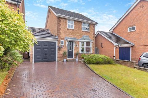 3 bedroom detached house for sale, Bird Close, Mansfield