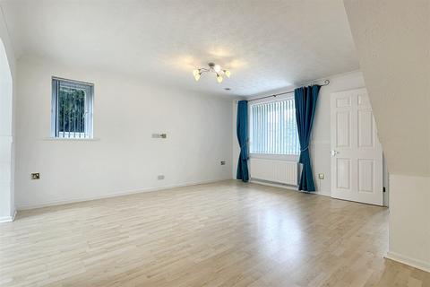 4 bedroom detached house for sale, Valley Park