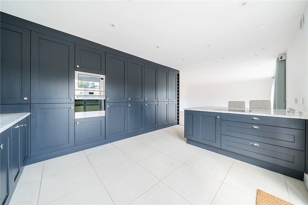 Park Lane, Godden Green, Sevenoaks 2 bed terraced house for sale £675,000