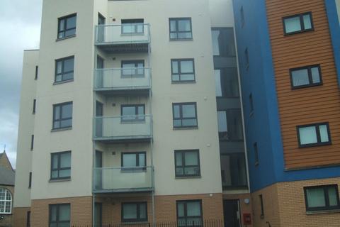 2 bedroom flat to rent, Bellfield Street, Dundee DD1