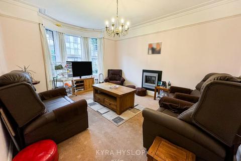 95 Old Tiverton Road, Exeter, EX4 6LQ