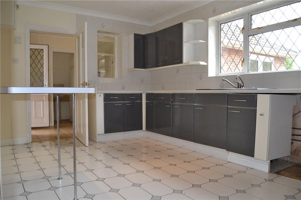Newbury Road, Headley, Thatcham... 4 bed bungalow for sale £600,000
