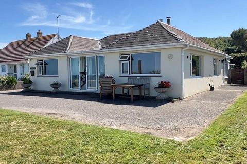 4 bedroom detached bungalow for sale, Route de Picaterre, Alderney