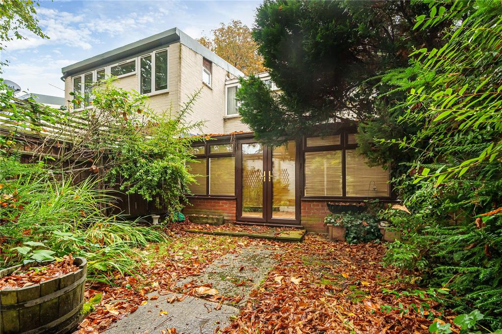 Shifford Path, Perry Vale, London, SE23 3 bed terraced house - £430,000
