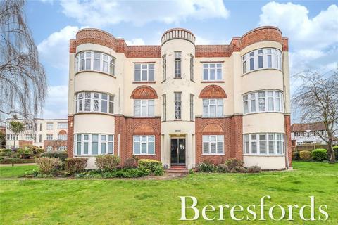 2 bedroom apartment for sale, Springfield Gardens, Upminster, RM14