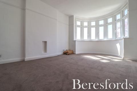 2 bedroom apartment for sale, Springfield Gardens, Upminster, RM14