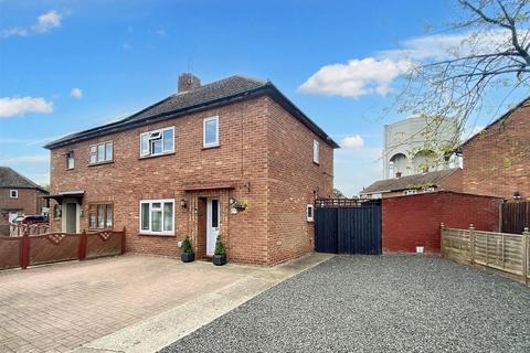104 Brownlow Crescent, Pinchbeck, Spalding, PE11 3XD