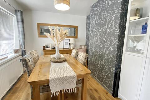 104 Brownlow Crescent, Pinchbeck, Spalding, PE11 3XD