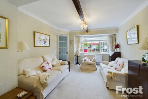 3 bedroom end of terrace house for sale, Grove Crescent, Feltham, Middlesex, TW13