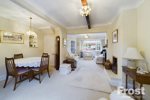 2 Grove Crescent, Feltham, TW13 6LY