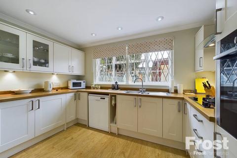 2 Grove Crescent, Feltham, TW13 6LY