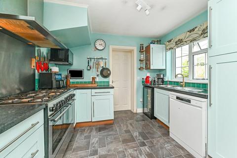 5 bedroom end of terrace house for sale, Old Odiham Road, Alton, Hampshire