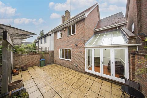 undefined, London Road, Farningham DA4