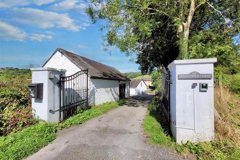 6 bedroom property with land for sale, Whitemill, Carmarthen