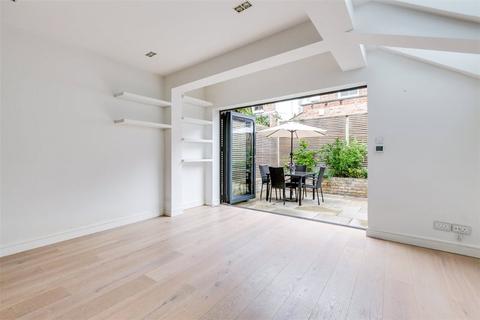 2 bedroom apartment for sale, Rowallan Road, London, SW6