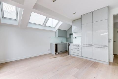 2 bedroom apartment for sale, Rowallan Road, London, SW6