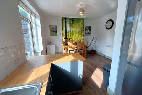 29 Devonshire Avenue, Thornton-cleveleys, FY5 4AT