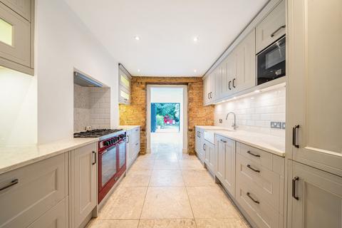 4 bedroom terraced house for sale, Wisteria Road, London