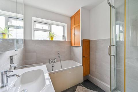 2 bedroom flat for sale, Bromley Common, Bromley, BR2