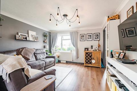 9 Bramble Close, Drayton, Norwich, NR8 6AZ