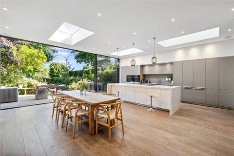 undefined, Castelnau, Barnes, London, SW13