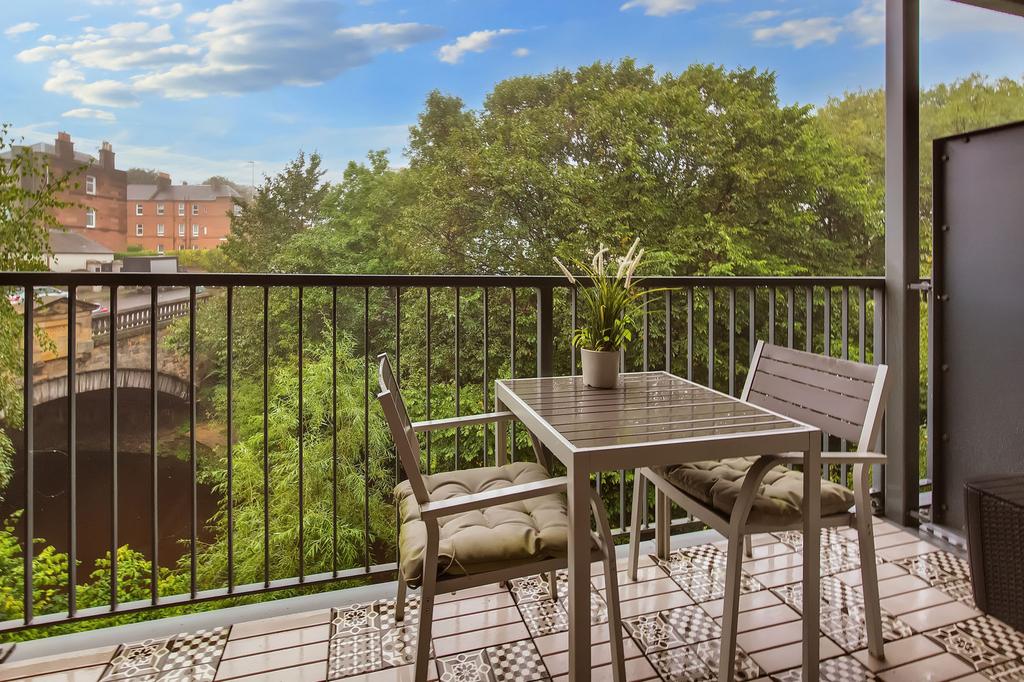 4/5 Wintermill Square, Bonnington... 2 bed flat for sale £300,000